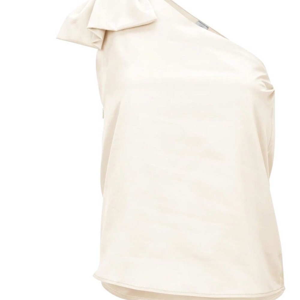 VENUS Cream One-Shoulder Top
